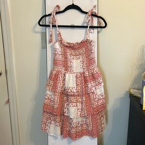 American Eagle Pink and White floral sundress